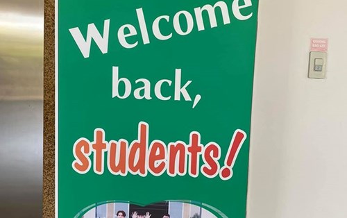 Welcome back, students - the owner of Dong A university!